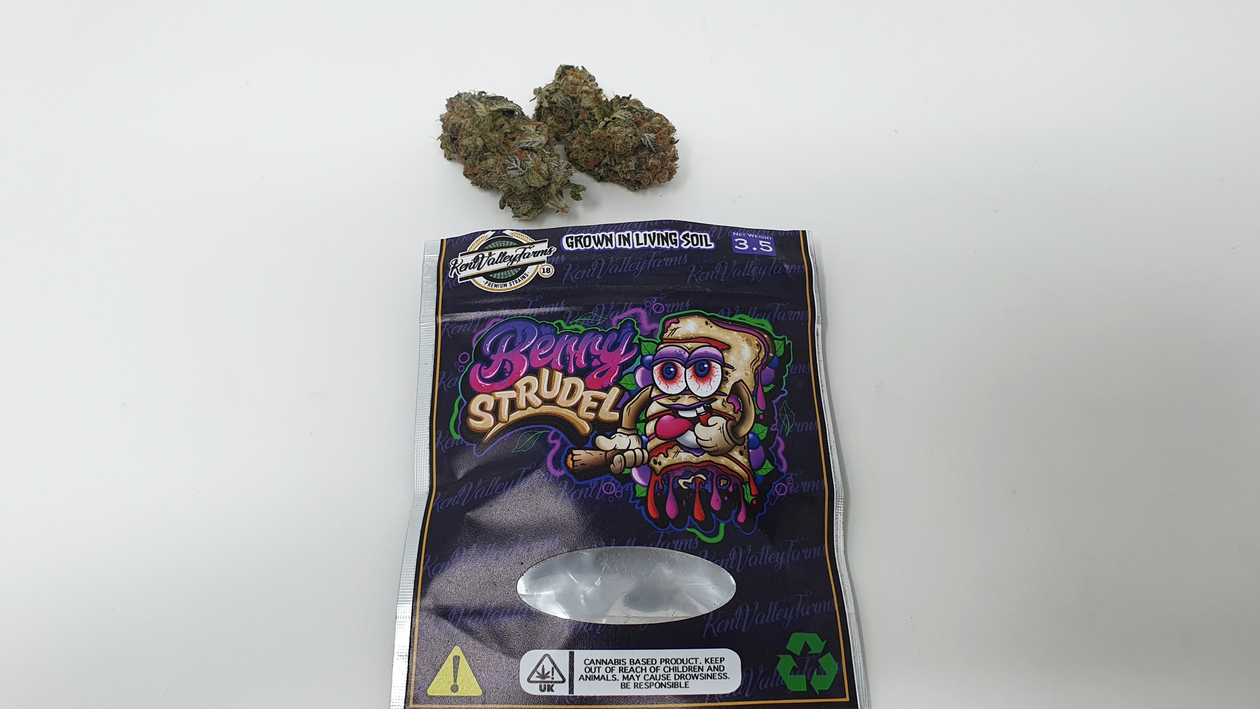 Archive image 9 for Berry Strudel Cannabis Strain Review & Information