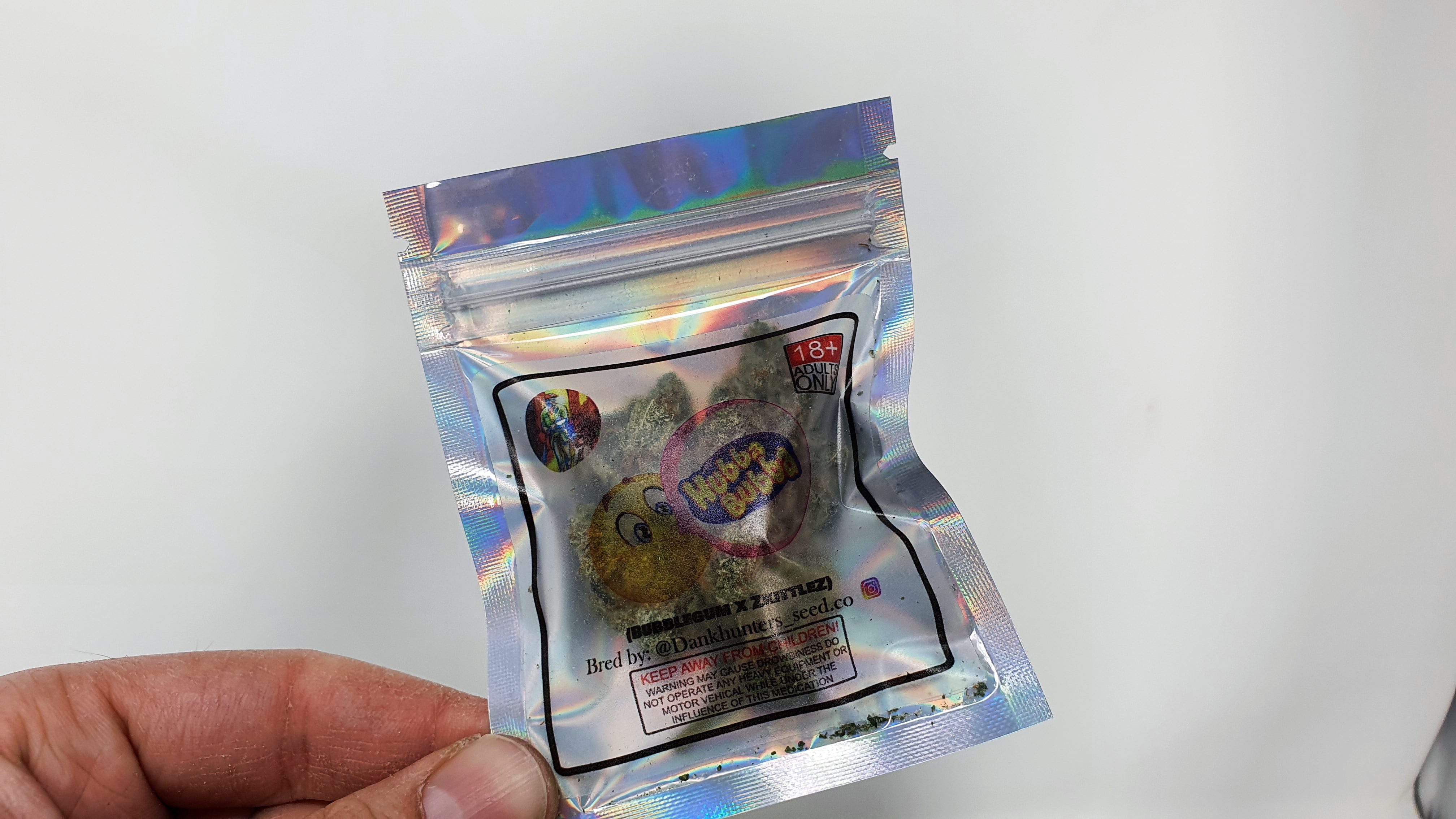 Archive image 7 for Hubba Bubba Cannabis Strain Review & Information