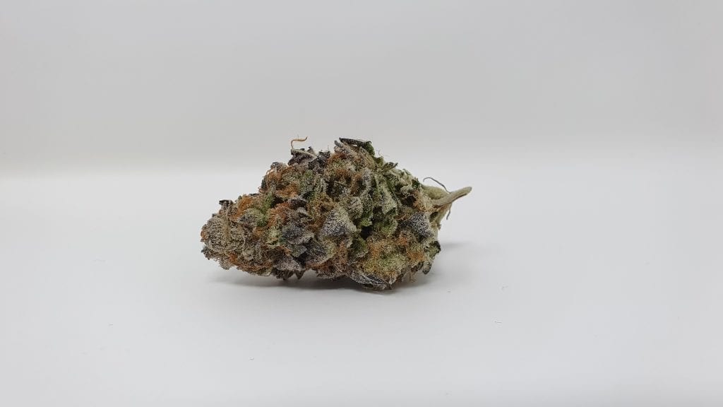 Archive image 4 for Strawpicanna Cannabis Strain Review & Information