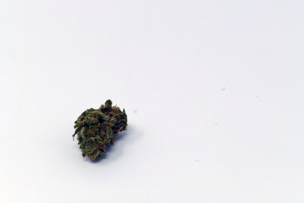 Archive image 8 for Tahoe OG Cannabis Strain Information & Review