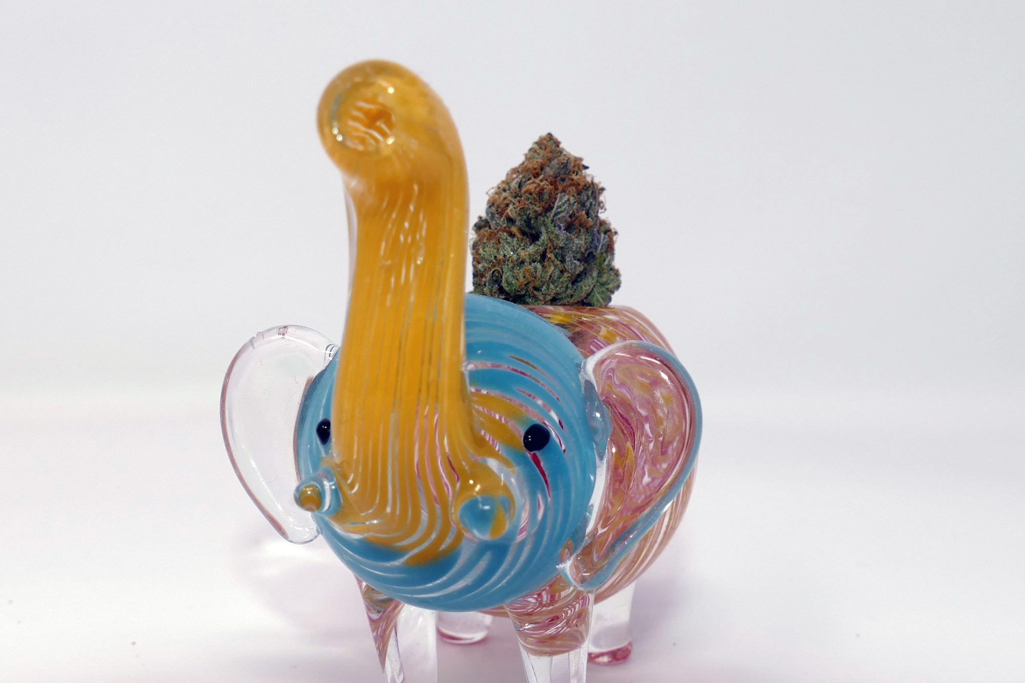 Archive image 4 for Violator Kush Cannabis Information & Review