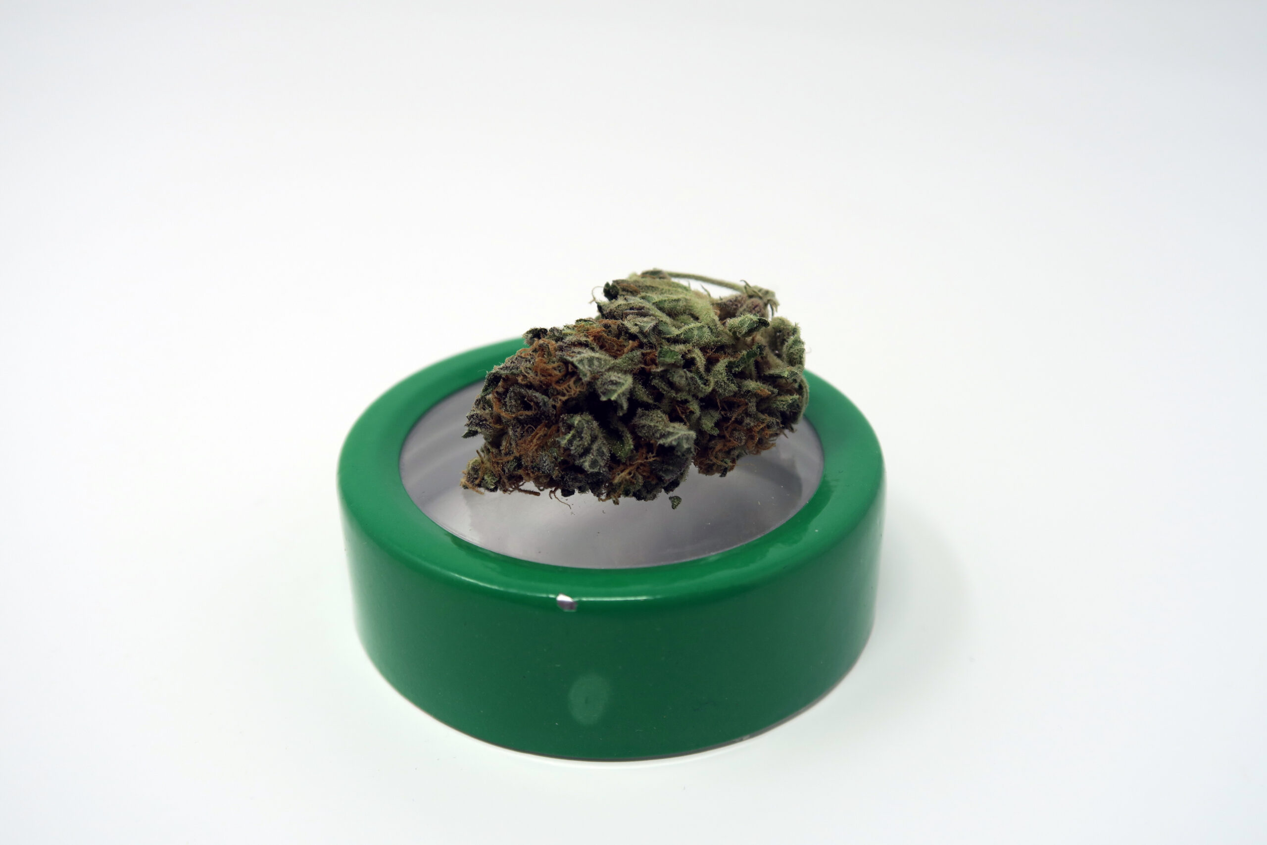 ISMOKE archive image 2 for Lavender Cannabis Strain Review