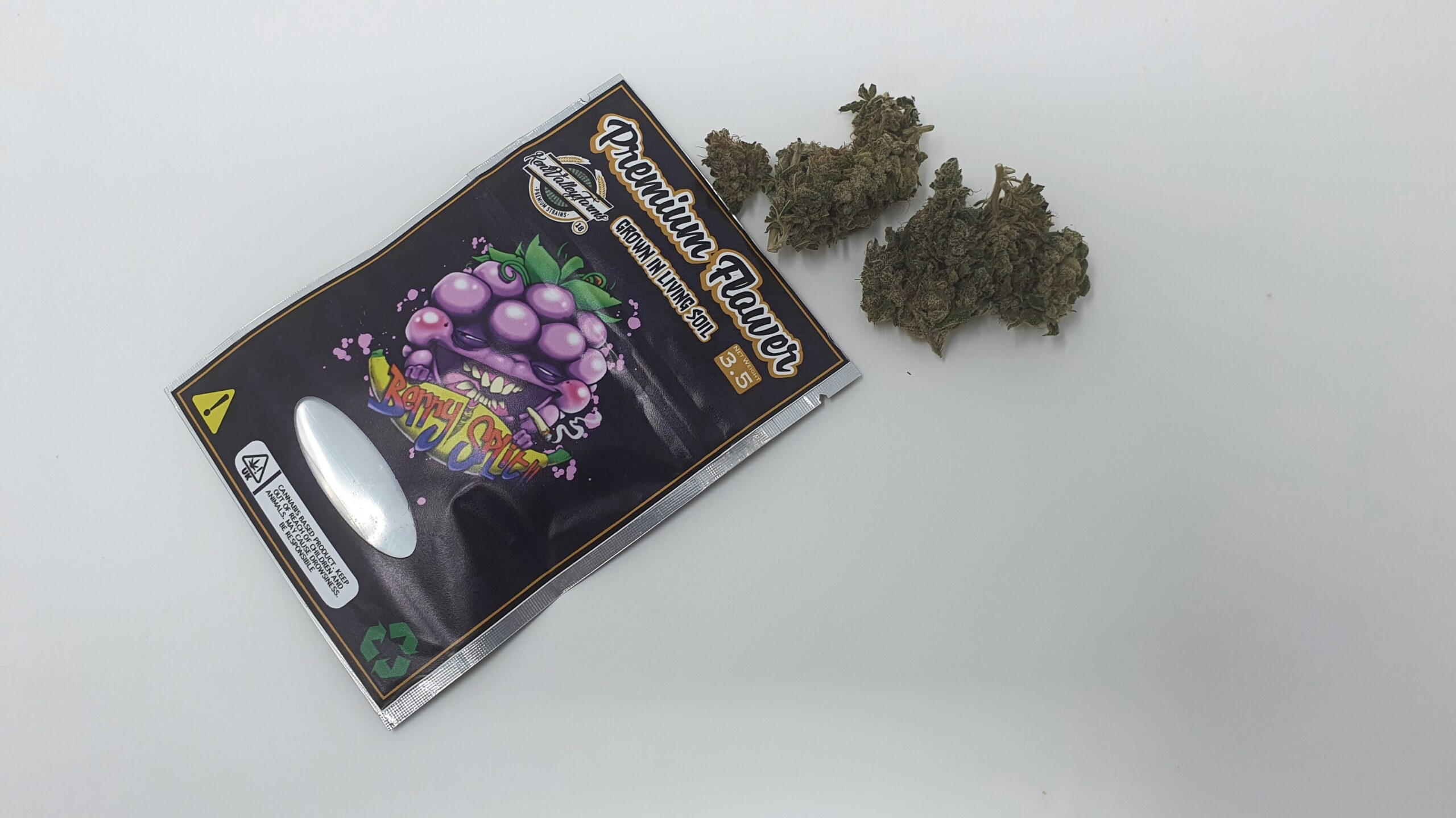 ISMOKE archive image 2 for Berry Split Cannabis strain review