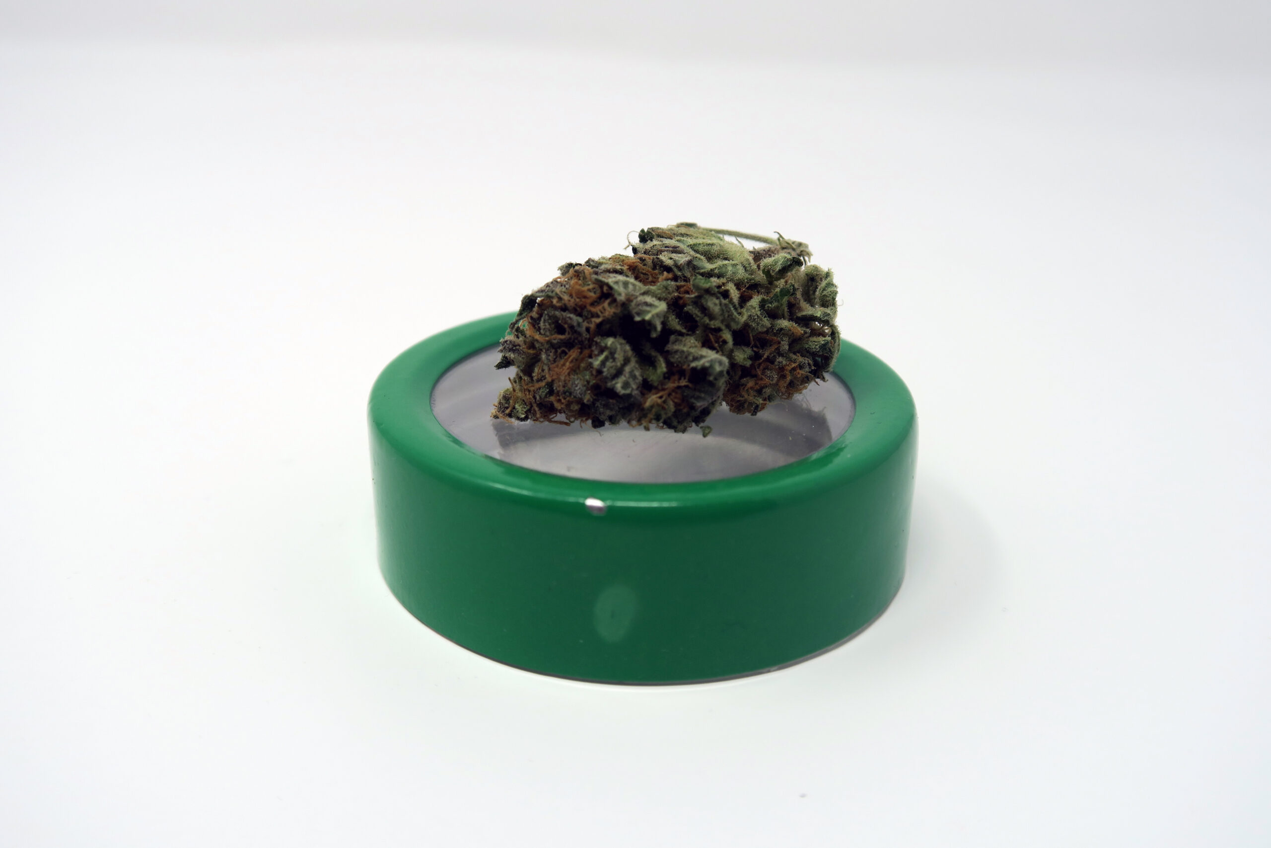 ISMOKE archive image 3 for Lavender Cannabis Strain Review
