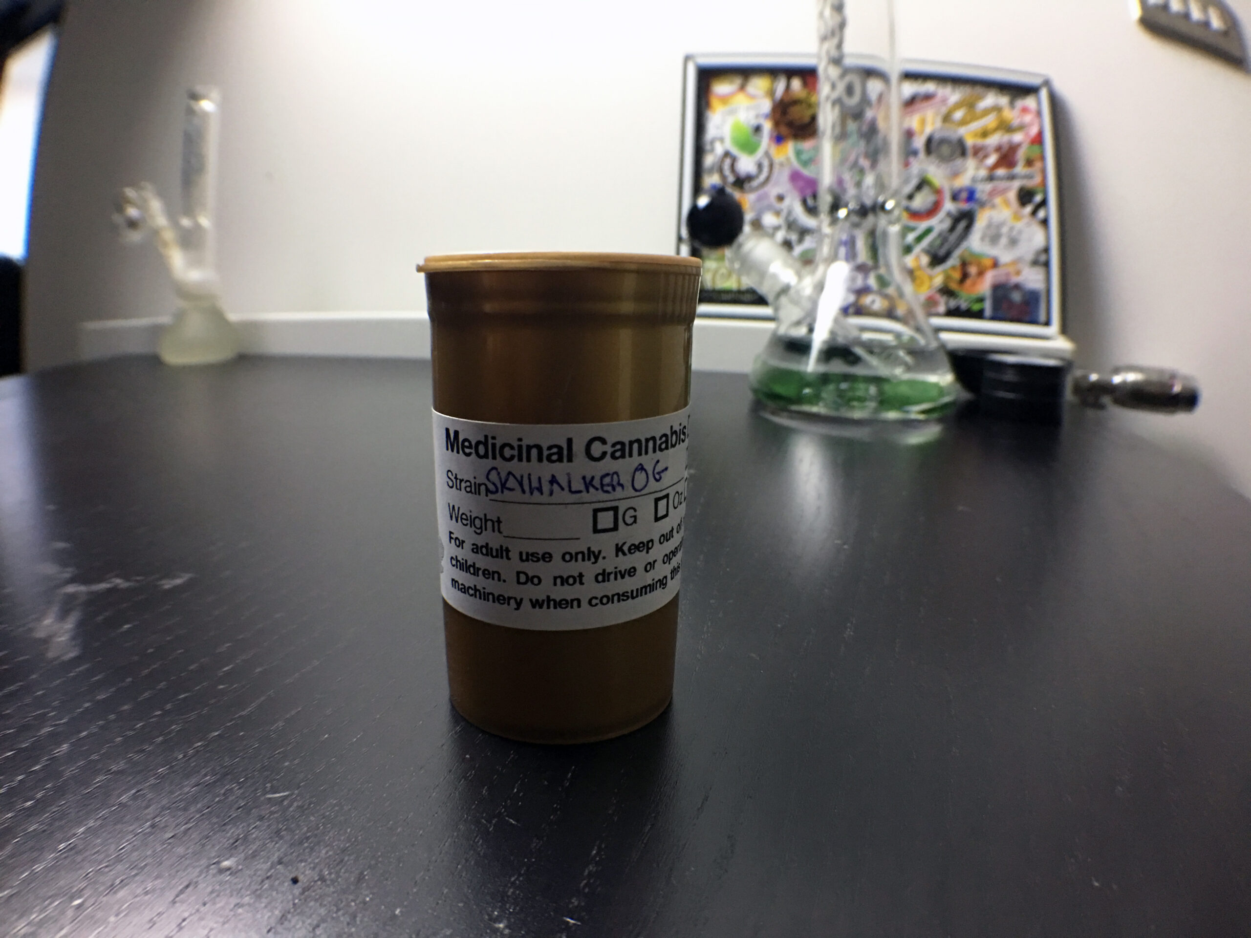 ISMOKE archive image 5 for Skywalker OG Cannabis Strain Review